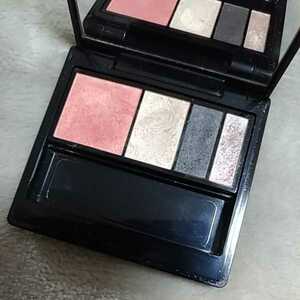 * popular color * Shiseido kredo Poe Beaute on bru Couleur on bru Couleur k Ad li203 I shadow I color pink Brown 