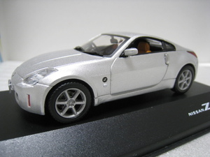 京商　Ｊ－Collection　JC13013S　ニッサン　「　フェアレディ　Ｚ　COUPE　SILVER　」　1/43