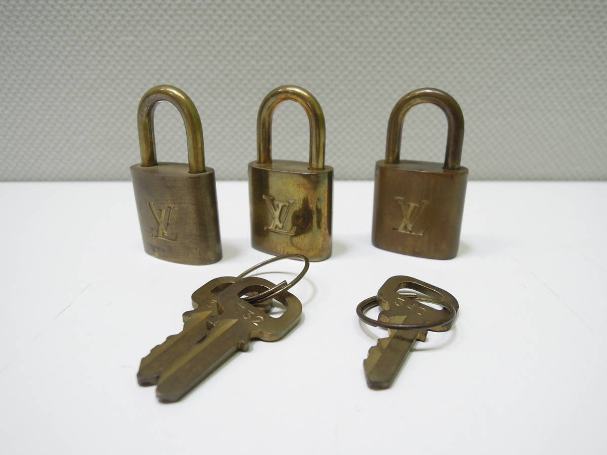 ヤフオク! -「ヴィトン パドロック 314」の落札相場・落札価格