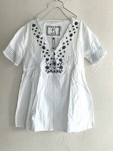 新品◆F08◆kaffe denmark 花刺繍　フラワー　 Vネックプルオーバー　ホワイト/ブラック　綿100％　サイズ34