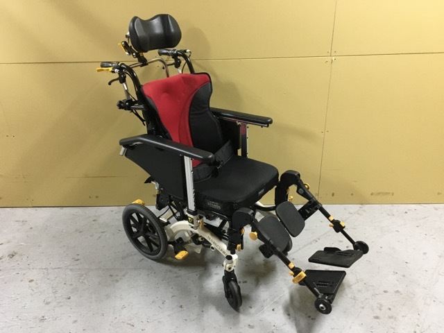 自走式車椅子 リクライニング車椅子　割引相談可 看護/介護用品 その他 コスメ・香水・美容 値頃