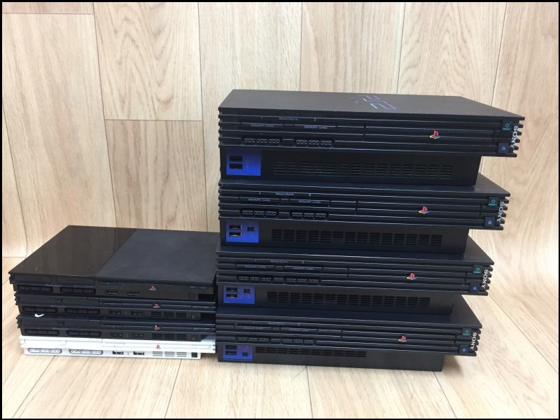 PS2薄型本体のみまとめて8台(ジャンク)-