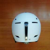 新品未使用 バイザー ヘルメット サイズ M（55cm～58cm）カラー マットホワイト スノーボードヘルメット スキーヘルメット ゴーグル _画像6