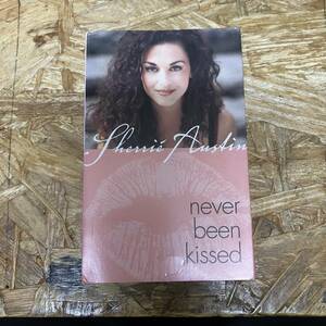 ネ ROCK,POPS SHERRIE AUSTIN - NEVER BEEN KISSED シングル TAPE 中古品