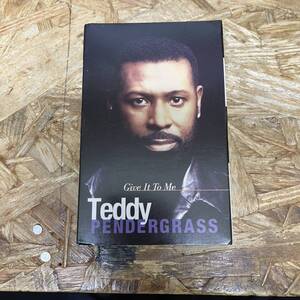 ノ HIPHOP,R&B TEDDY PENDERGRASS - GIVE IT TO ME シングル TAPE 中古品