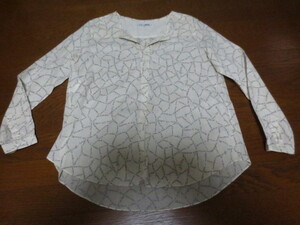 23区 × RAJTI 長袖コットンプリント入り プルオーバーカットソー 38 ベージュ系 中国製