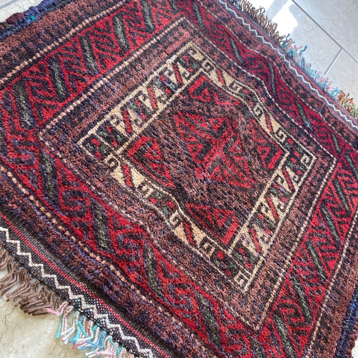 ヤフオク! -アフガニスタン絨毯の中古品・新品・未使用品一覧