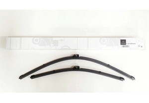 #*H247 GLA Class GLA200d*GLA35AMG*GLA45S AMG Benz original front wiper left right set product number :A2478200602 * necessary conform verification 