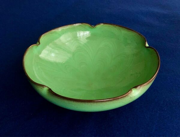 臥牛窯　緑釉　菓子皿