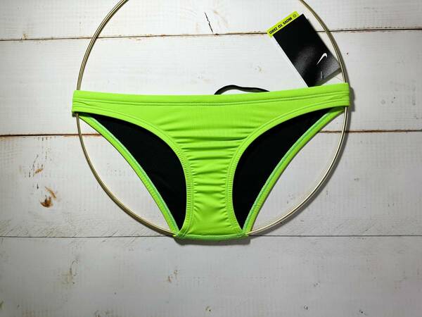 【即決】Nike ナイキ 女性用 ビーチバレー ビキニ ショーツ 水着 ブルマ エッセンシャル Electric Green 海外XS