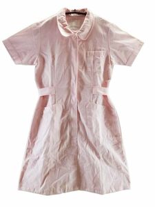 CH2691◇ 新品 訳あり ナース服 半袖 襟元ボタン 前ファスナー 左胸ポケット ウエストベルト ロング丈 Sサイズ ピンク 送料200円