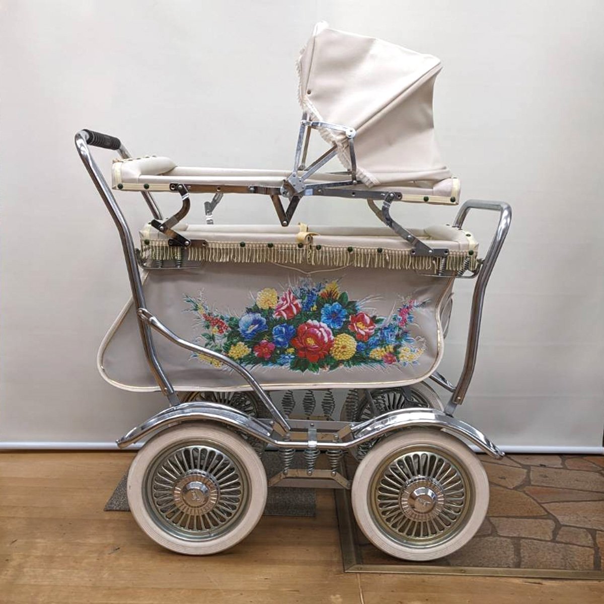 ヤフオク! -「昭和レトロ」(ベビーカー) (外出、移動用品)の落札相場