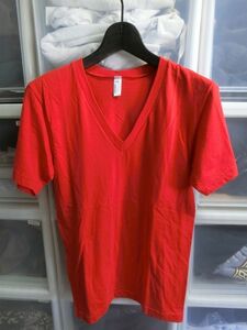 American Apparel V neck T-shirt cut and sewn XS red American Apparel 