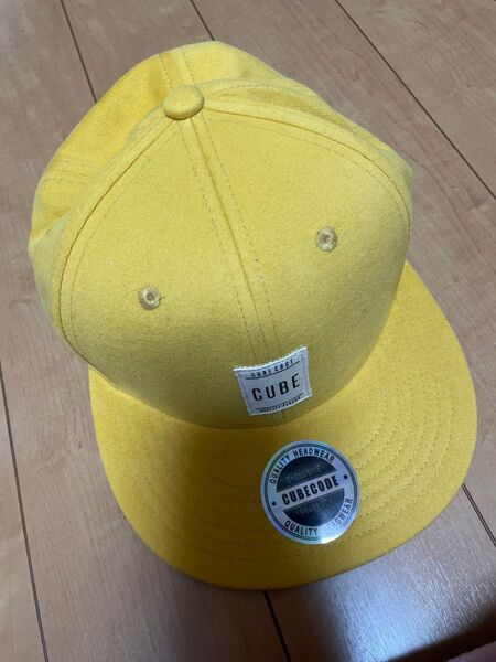 新品*GUBE イエローキャップ帽子*