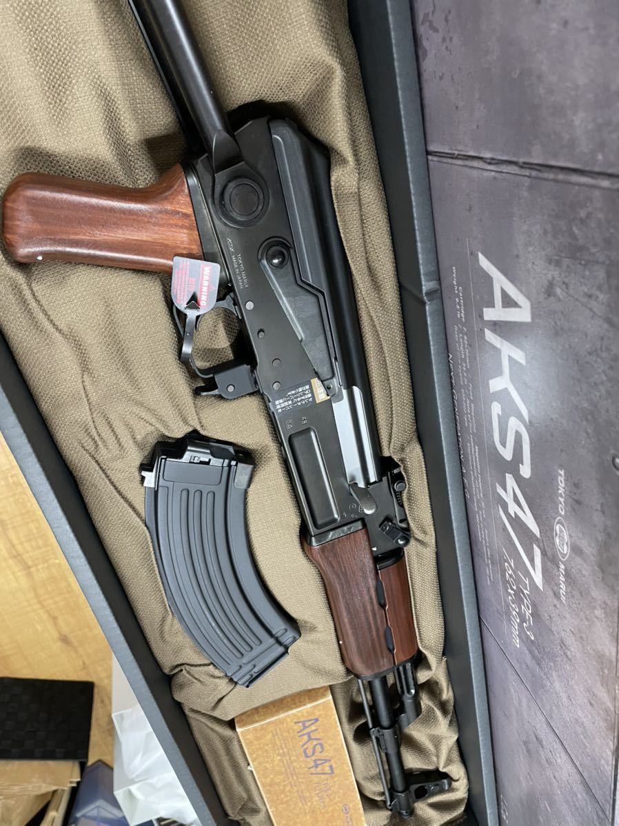 新しいブランド 東京マルイ 次世代 AK47 電動ガン 多弾マガジン付き 銃