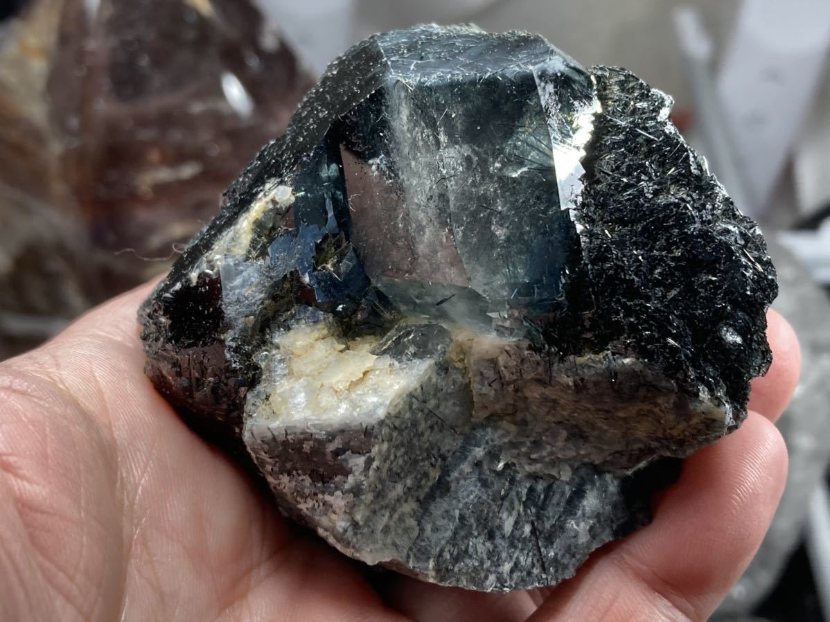 ブルー ザギ水晶 ザギマウンテンクォーツ 79g|PayPayフリマ