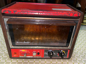 ● Hitachi "Toaster Toaster Beautiful To-910 (доступно) / 1972-1983 (для наружного) / мусора