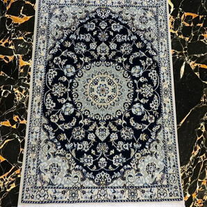 ペルシャ絨毯 カーペット ラグ 高品質ウール 手織り 高級 ペルシャ絨毯の本場 イラン ナイン産 玄関マット 116cm×77cm 本物保証 直輸入