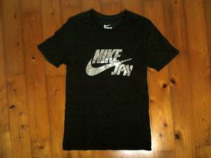 ☆色落ち有☆ナイキ☆THE NIKE TEE☆JPN☆シルバーロゴプリント　半袖Tシャツ S 黒 ブラック