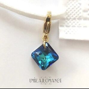 四角い 宇宙 ( チャーム )★ ハンドメイド