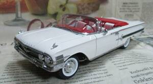 * ultra rare out of print * Dan Bally mint *1/24*1960 Chevrolet Impala Convertible white 