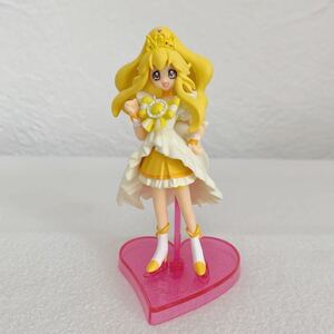 プリンセスキュアピース 「スマイルプリキュア! プリンセスフォームキューティフィギュア」★高さ約11cm〈箱90