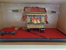 C482-100 時代雛道具 乗り物 蒔絵 漆塗 共箱 雛人形 節句人形 日本人形 アンティーク_画像1