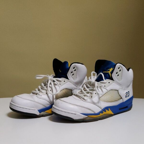 NIKE AIR JORDAN