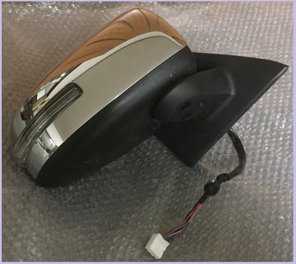 ★eKクロススペース 令和2 4AA-B35A 右サイド ドアミラー★24