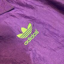古着大量出品 adidas ナイロンジャケット ウィンドブレーカー ヴィンテージ OLD オールド 切替 刺繍 ビッグサイズ 70s 80s 紫 緑 L 派手_画像6
