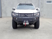 GI★GEAR ハイラックス ウインチバンパー カンガルーバンパー フロントバンパー LED付き HILUX GUN125 トラック パーツ_画像4