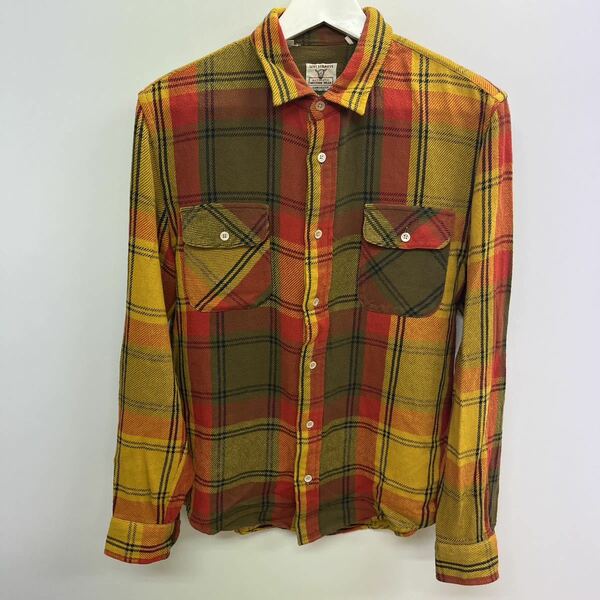 ◆オススメ◆ イタリア製　 Vintage Levi's Authentic Western Wear Flannel Shirt Sanforized Men's サイズS