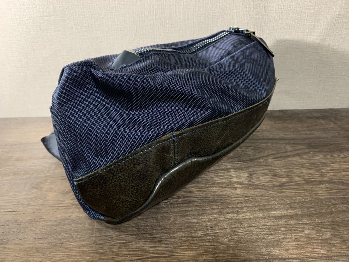 ヤフオク! -「ビズビム ウエストバッグ」の落札相場・落札価格