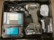 makita マキタ TD172D 充電式インパクトドライバ バッテリーx2 チャージャー セット 18v 6.0Ah 黒_画像1