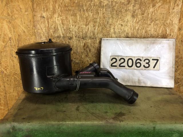 【個人宅発送可】エルフ KR-ASR8F23 エアクリーナーASSY