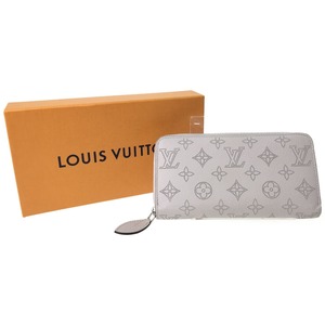 ▼▼ LOUIS VUITTON ルイヴィトン ラウンドファスナー 長財布 モノグラム マヒナ M68670 ライトグレー 目立った傷や汚れなし