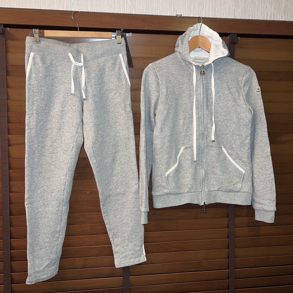 ヤフオク! -moncler セットアップの中古品・新品・未使用品一覧