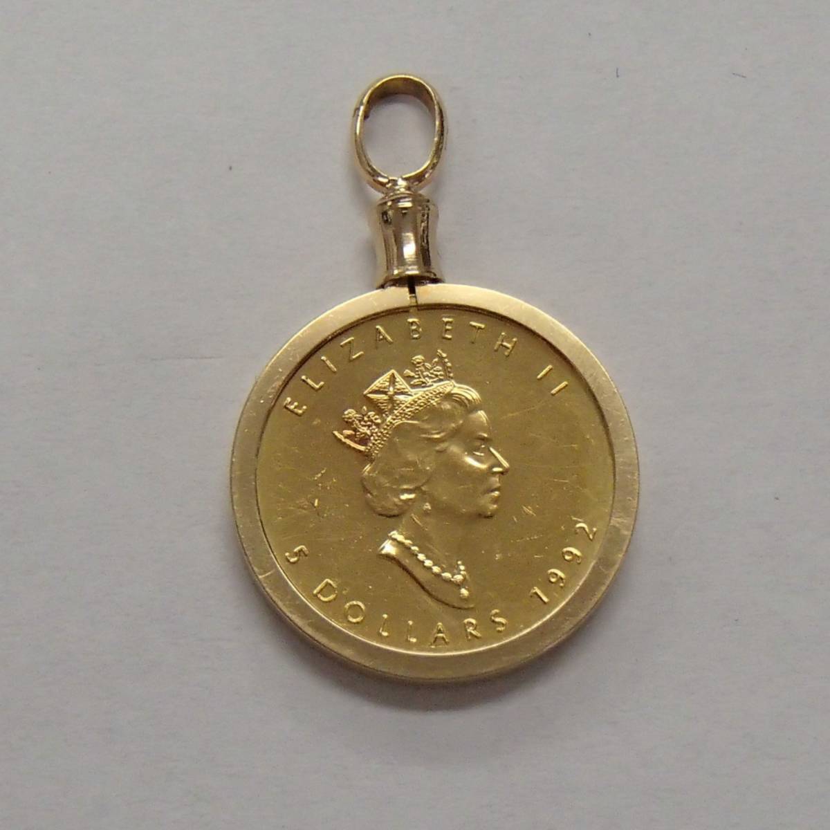 ヤフオク! -メイプルリーフ金貨 ペンダントの中古品・新品・未使用品一覧