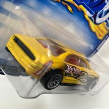 【未開封/送料230円】Hot Wheels 2001 No.230 OLDSMOBILE AURORA ホットウィール オールズモービル オーロラ イエロー HTW2205-230 /2_画像4