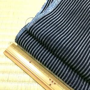 古布0648 木綿 絹混 細縞（紺地に白） ２枚長さ計210ｃｍ パッチワーク キルト リメイク材料の画像3