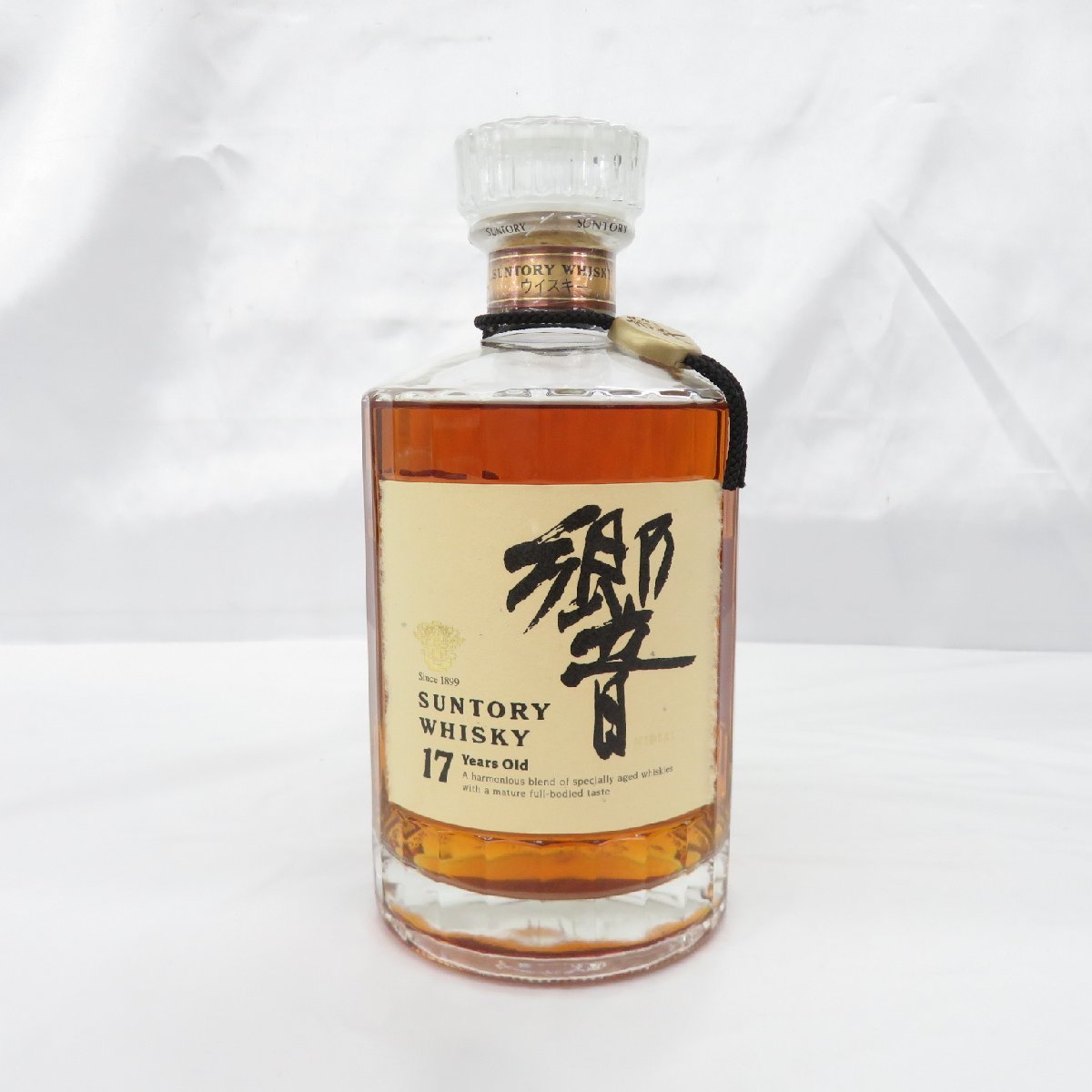 ヤフオク! -「響17年ゴールドラベル」の落札相場・落札価格
