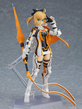 国内正規品◆未開封◆figma GOODSMILE RACING ＆ TYPE-MOON RACING アルトリア・ペンドラゴン レーシングver.（丁寧に保管中）_画像2