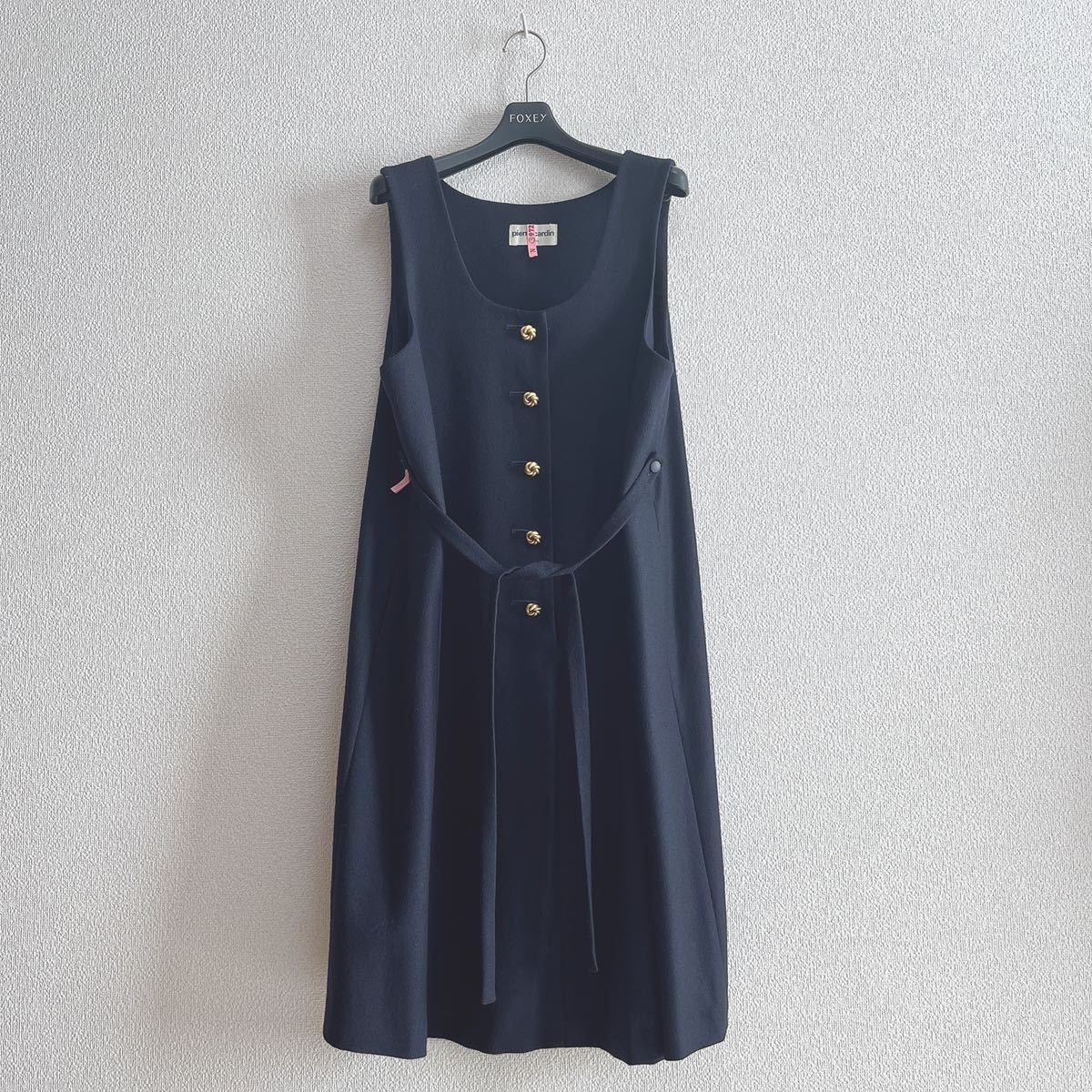超安い】 - 【美品】ピエールカルダン nanoy.co.il 定価11.2万 S/M