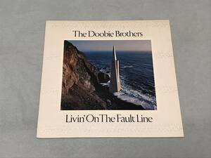 The Doobie Brothers　ドゥービー・ブラザーズ 　Livin' On The Fault Line　運命に掟　10点以上の同梱で送料無料