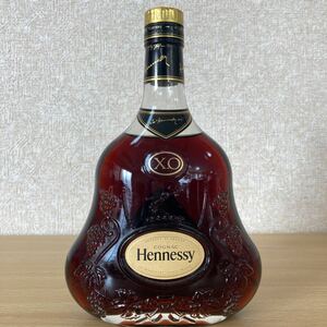 Hennessy ヘネシー XO 金キャップ COGNAC コニャック ブランデー クリアボトル お酒 未開栓 容量700ml 度数40度 重量1373g 2 ユ 2531