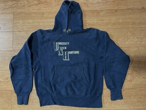 CHAMPION「MADE IN U.S.A.オール青タグ」&#34;UNIVERSITY NEW HAMPSHIRE&#34;ビンテージスウェット、濃紺色、M～Lサイズ