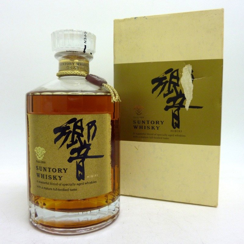 サントリー 響 1899 裏ゴールドラベルの値段と価格推移は?|56件の