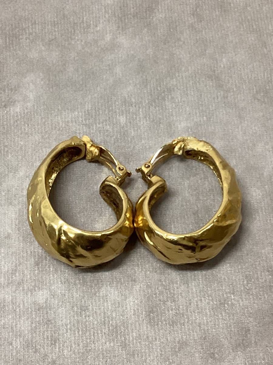 ヤフオク! -yves saint laurent イヤリングの中古品・新品・未使用品一覧