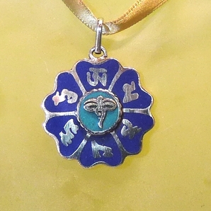 【T's】PT155 ペンダント エスニック チベット マントラ サードアイ 送料無料