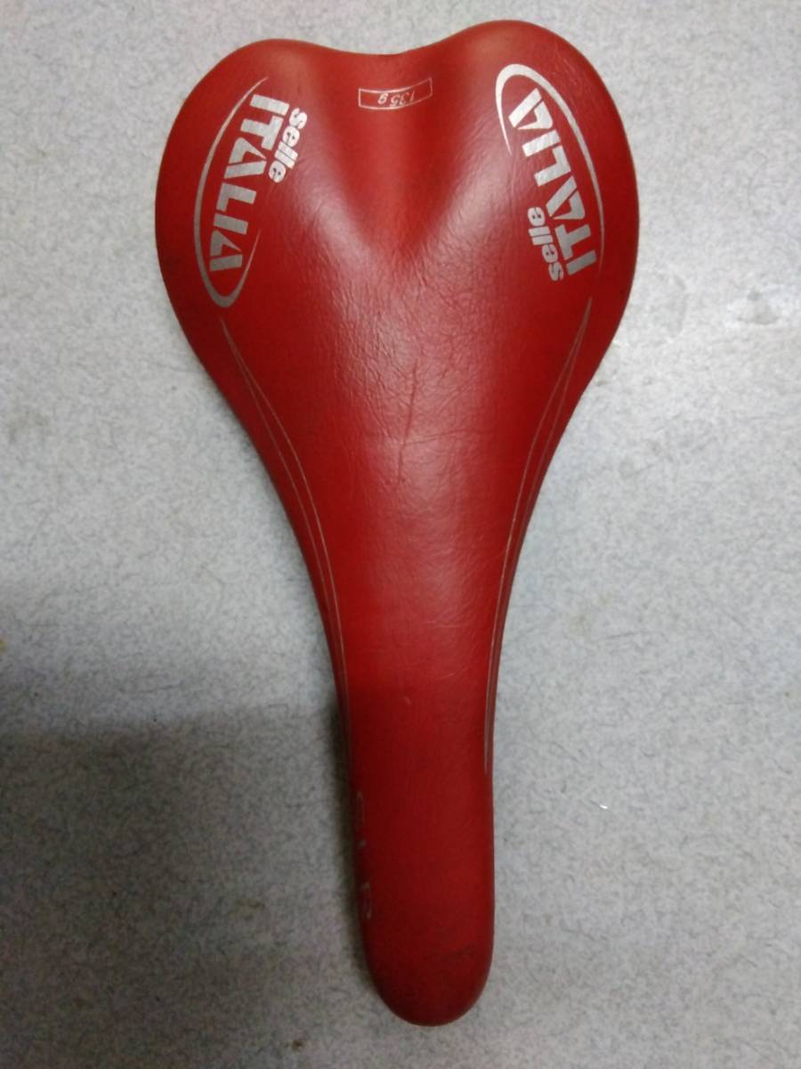 ヤフオク! -「(レッド 赤)」(セライタリア) (サドル)の落札相場・落札価格